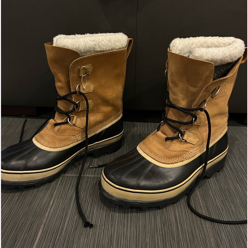 Men’s Sorel Caribou Snow boots size 12